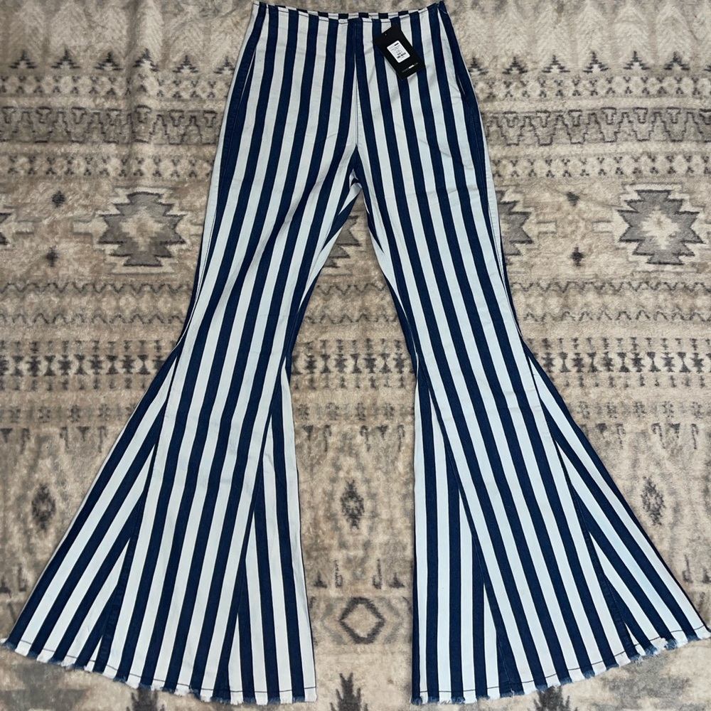 Fashion Nova flare jeans